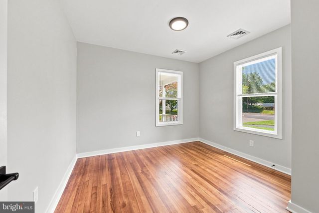 107 BROAD AVE, Ewing, NJ 08618