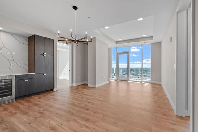 360 N 5th Street 3111, Minneapolis, MN 55401