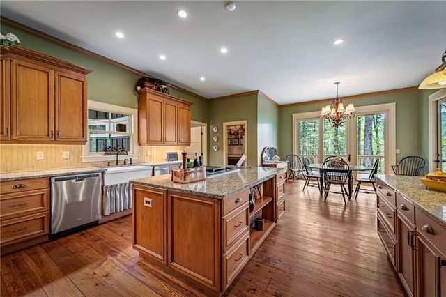 245 Old Anderson Creek, Ellijay, GA 30536