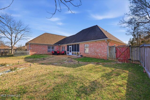 5301 Gardens Way, Byram, MS 39272