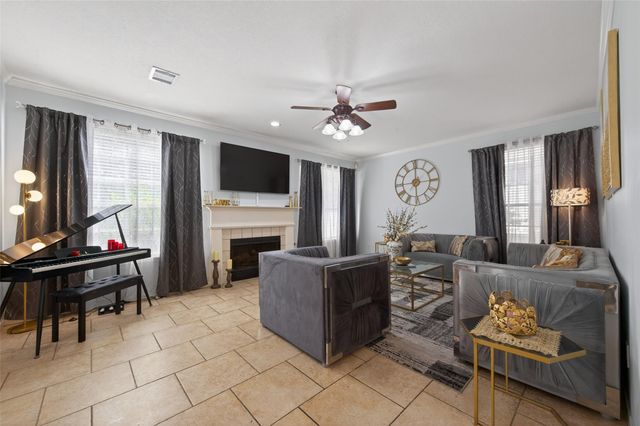 6214 Spencers Glen Way, Sugar Land, TX 77479