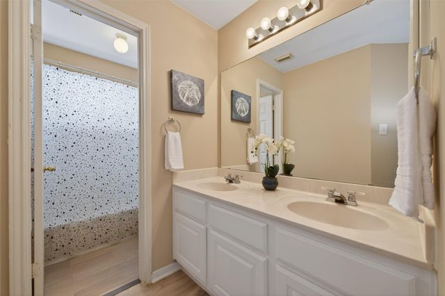 6214 Spencers Glen Way, Sugar Land, TX 77479