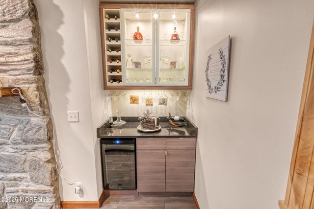 12 Crest Drive, Colts Neck, NJ 07722