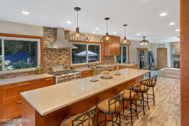 12 Crest Drive, Colts Neck, NJ 07722