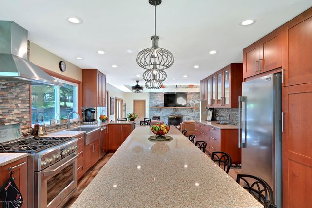 12 Crest Drive, Colts Neck, NJ 07722