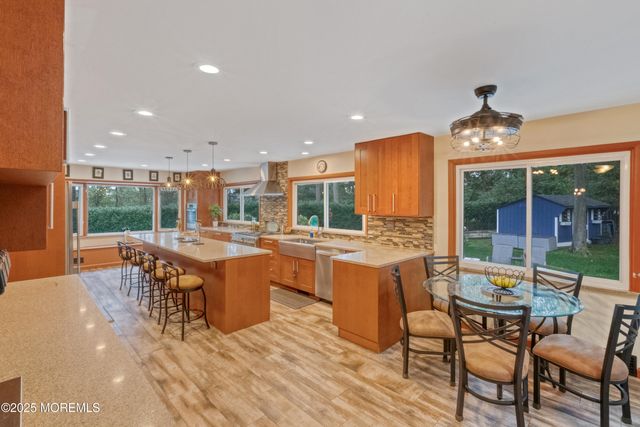 12 Crest Drive, Colts Neck, NJ 07722