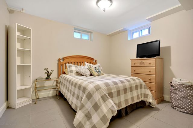 12 Crest Drive, Colts Neck, NJ 07722