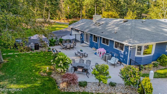 12 Crest Drive, Colts Neck, NJ 07722