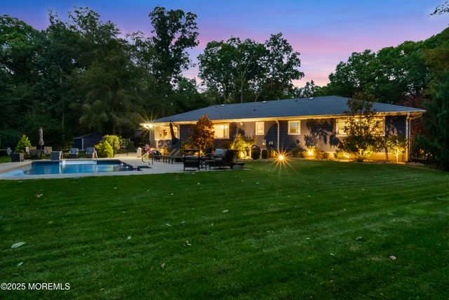 12 Crest Drive, Colts Neck, NJ 07722