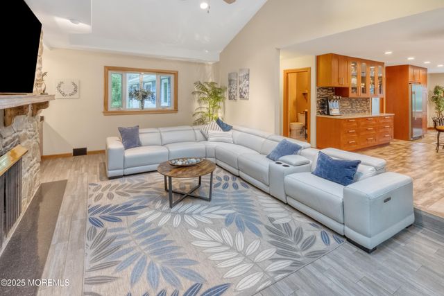 12 Crest Drive, Colts Neck, NJ 07722