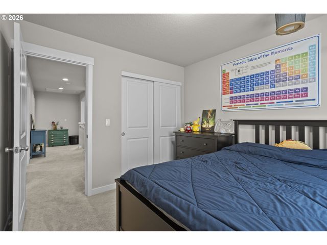 8714 N 3RD Way, Ridgefield, WA 98642