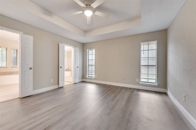 2105 Pleasant Drive, Ennis, TX 75119