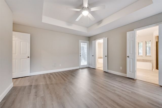 2105 Pleasant Drive, Ennis, TX 75119