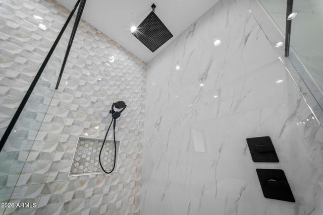 18024 W MONTEBELLO Avenue, Litchfield Park, AZ 85340