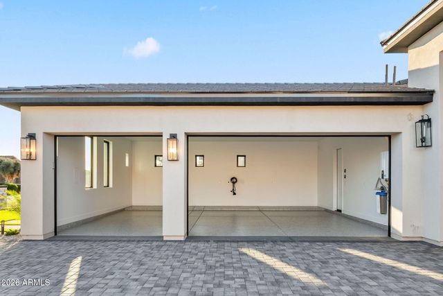 18024 W MONTEBELLO Avenue, Litchfield Park, AZ 85340