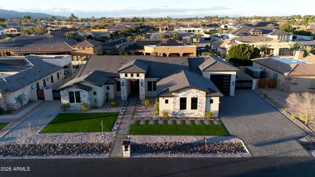 18024 W MONTEBELLO Avenue, Litchfield Park, AZ 85340