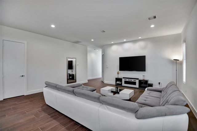 5507 Robusto Place, Houston, TX 77091