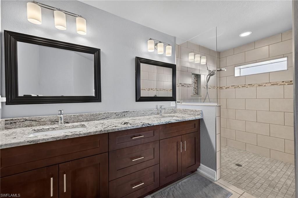 Image 19 of property listing at 1203 SW 11th PL, Cape Coral, FL 33991