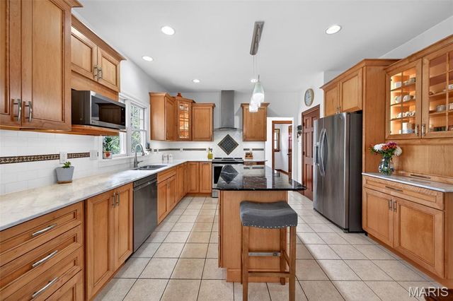 305 Berry Brook Court, Wildwood, MO 63011