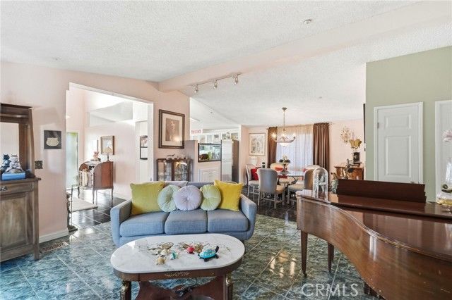 13691 gavina Avenue 463, Sylmar (los Angeles), CA 91342