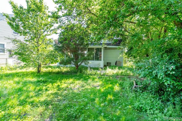 3465 Phillips Avenue, Berkley, MI 48072