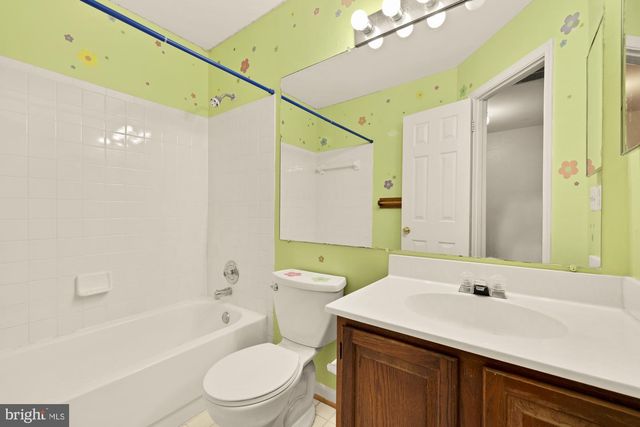 14121 STARBIRD CT, Centreville, VA 20121