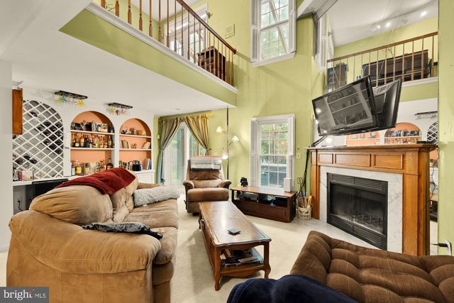 14121 STARBIRD CT, Centreville, VA 20121