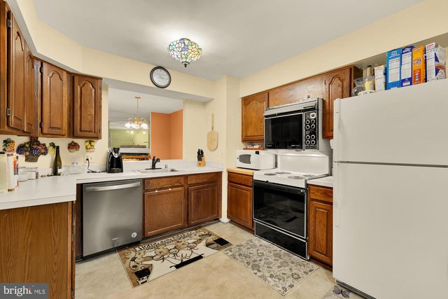 14121 STARBIRD CT, Centreville, VA 20121
