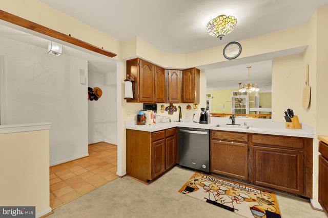 14121 STARBIRD CT, Centreville, VA 20121
