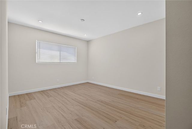 8454 Grenoble, Sunland, CA 91040