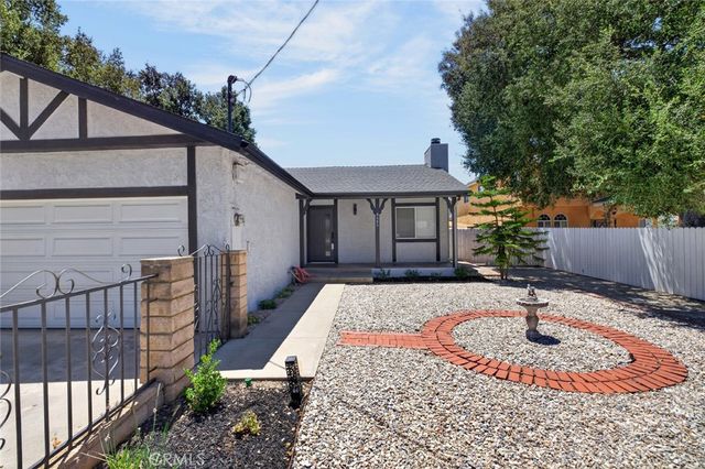 8454 Grenoble, Sunland, CA 91040