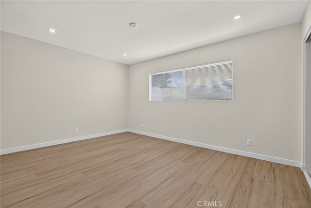 8454 Grenoble, Sunland, CA 91040
