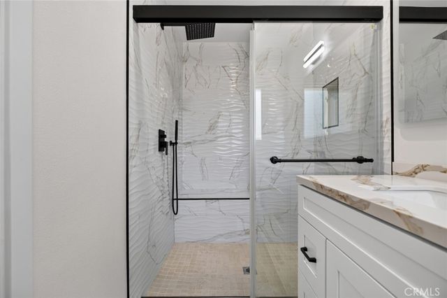 8454 Grenoble, Sunland, CA 91040