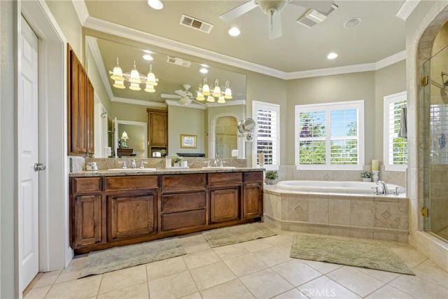 11126 Livingston Cressey Road, Livingston, CA 95334