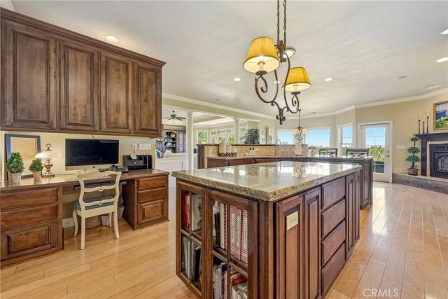 11126 Livingston Cressey Road, Livingston, CA 95334