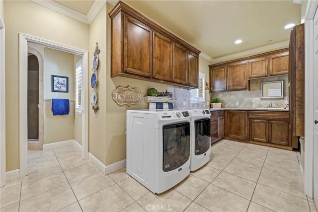 11126 Livingston Cressey Road, Livingston, CA 95334