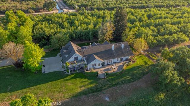 11126 Livingston Cressey Road, Livingston, CA 95334