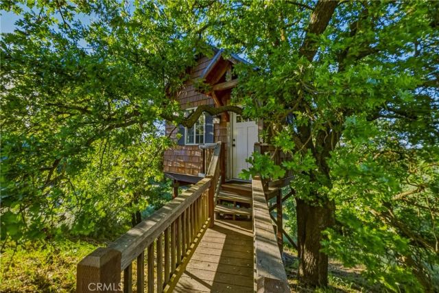 11126 Livingston Cressey Road, Livingston, CA 95334