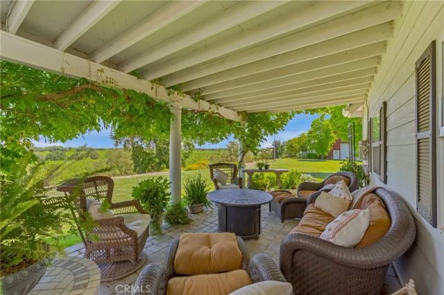 11126 Livingston Cressey Road, Livingston, CA 95334