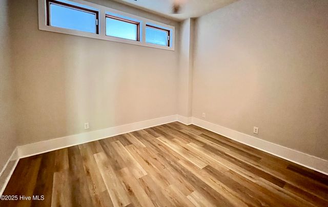 801 N 4th Street Apt 204, Wilmington, NC 28401