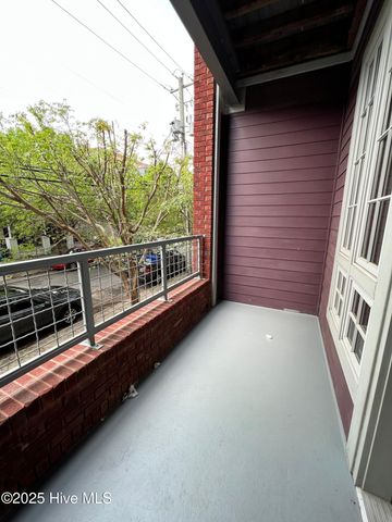801 N 4th Street Apt 204, Wilmington, NC 28401