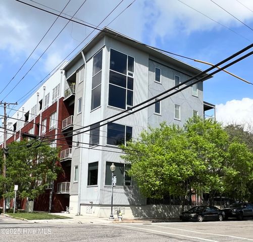 801 N 4th Street Apt 204, Wilmington, NC 28401