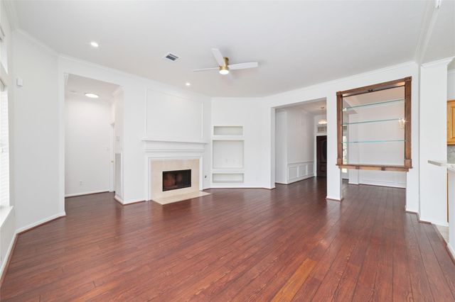 2014 Mabry Mill Road, Houston, TX 77062