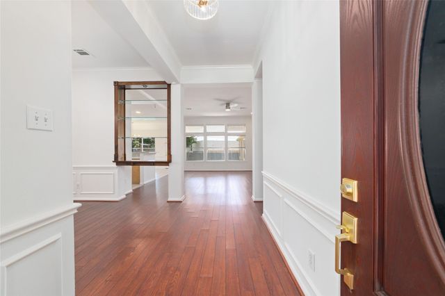 2014 Mabry Mill Road, Houston, TX 77062