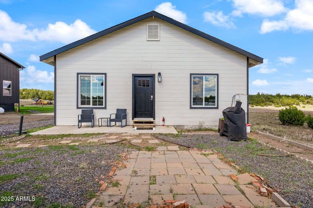 7106 Long Road, Show Low, AZ 85901