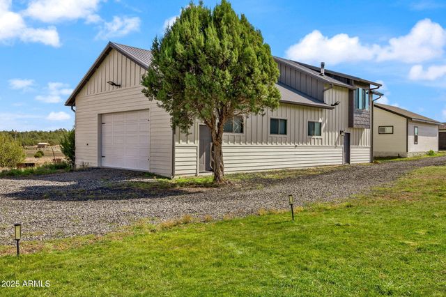 7106 Long Road, Show Low, AZ 85901