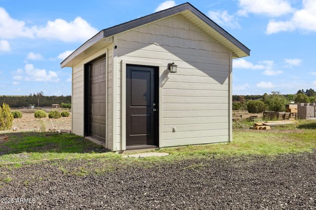 7106 Long Road, Show Low, AZ 85901