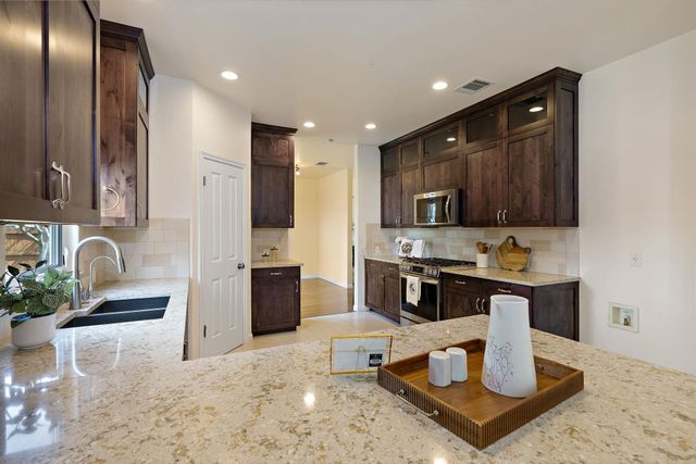 2201 Kerr TRL, Cedar Park, TX 78613