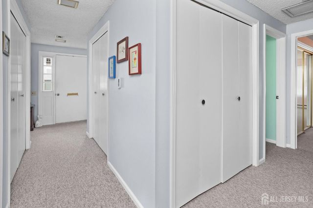 136 Plymouth Lane, Monroe, NJ 08831