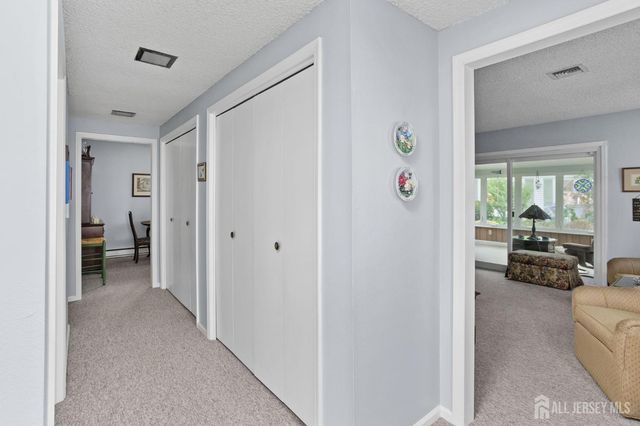 136 Plymouth Lane, Monroe, NJ 08831